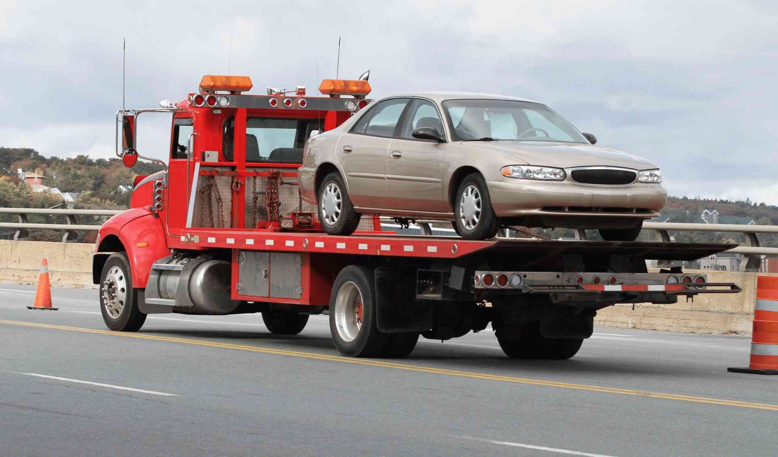 Flatbed vs. Wheel-Lift Towing: Which Is Best for Your Car in Bangalore?