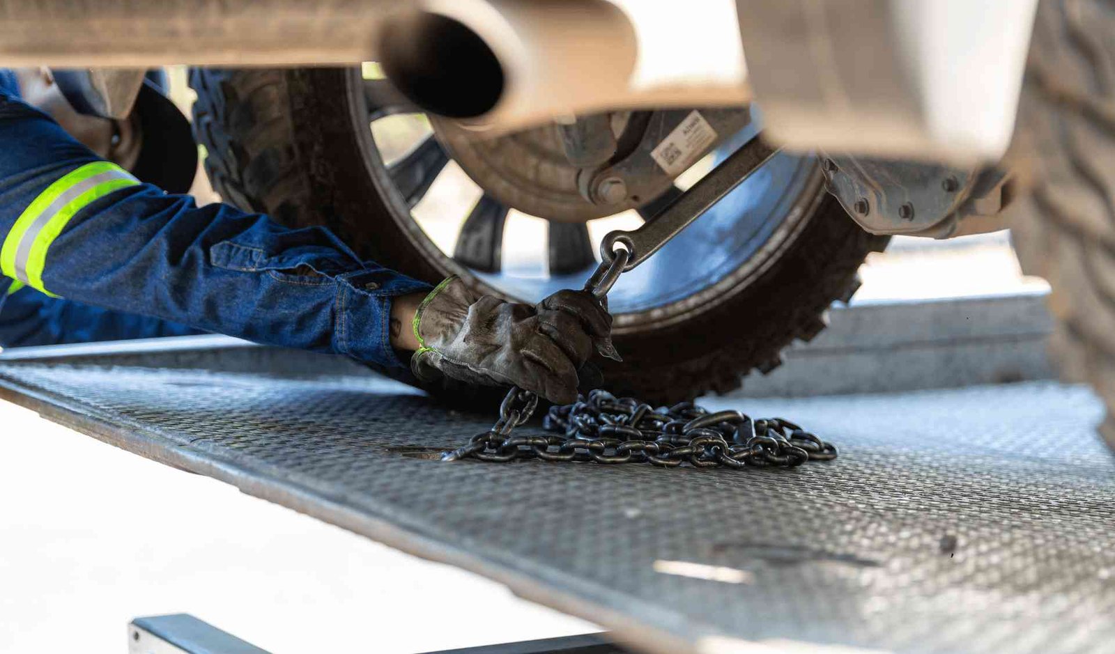 Emergency Towing Service in Bangalore: Get Roadside Assistance When You Need It Most